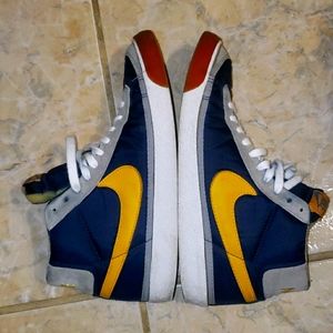 Nike blazer